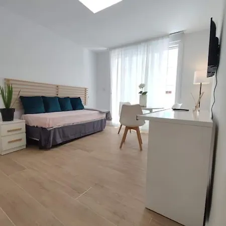 Canadio Plaza Lejlighed