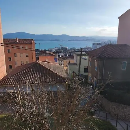 Canadio Plaza Appartement *