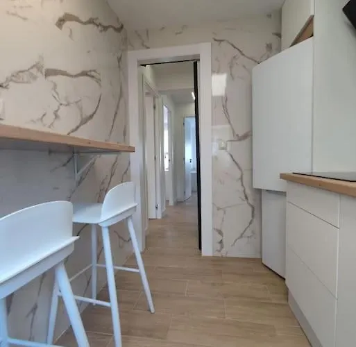 Canadio Plaza * Santander